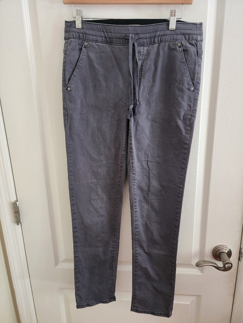 Democracy Women's High Rise Drawstring Jogger Pants Size 4 Gray Ankle Length